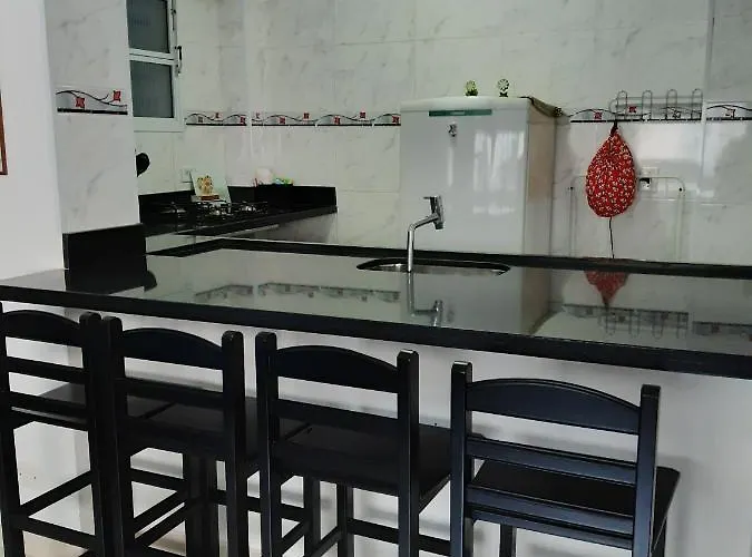 Kitnet Guarujá Pitangueiras  Apartamento